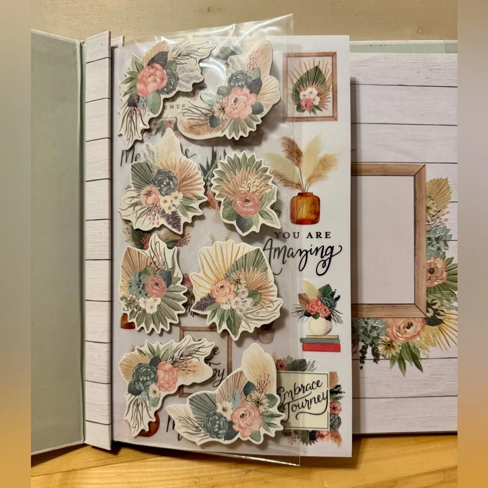 The Paper Studio 12x12 Scrapbook Album NWT – Modern Farmhouse Floral - Picture 3 of 10